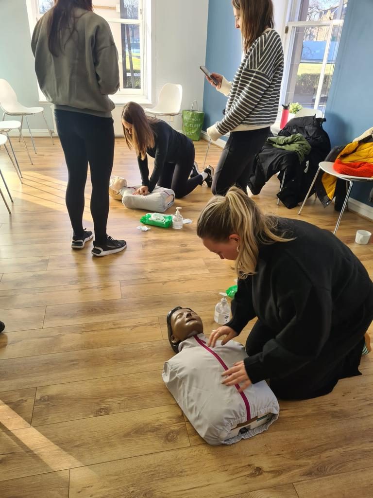 CPR & Defibrillator (AED) Course in Bournemouth